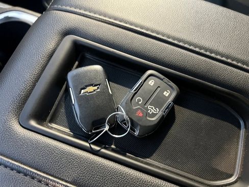 Used 2020 Chevrolet Silverado 1500 LT Trail Boss image 45