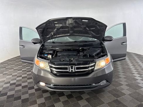 Used 2016 Honda Odyssey Touring image 14