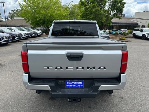 Used 2024 Toyota Tacoma TRD Off-Road w/ TRD Off Road Upgrade Package AWD/4WD image 5