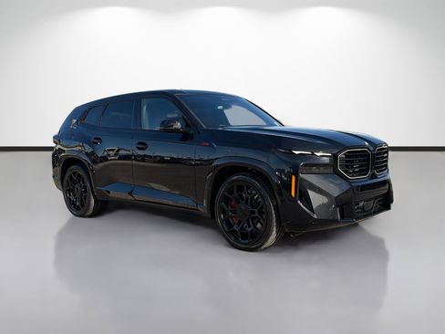 New 2026 BMW XM Label Red image 1