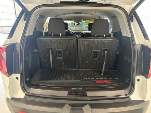Used 2023 GMC Acadia AT4 w/ LPO, Floor Liner Package AWD/4WD image 32