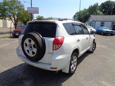 Used 2008 Toyota RAV4 Limited AWD/4WD image 9
