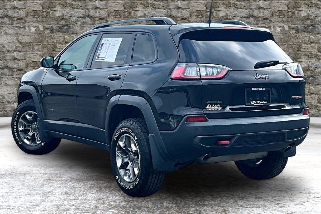 Used 2019 Jeep Cherokee Trailhawk w/ Cold Weather Group AWD/4WD image 4