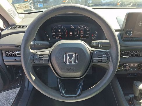 Used 2025 Honda Accord SE image 20