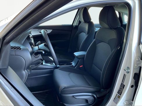 Used 2024 Kia Forte LX image 20