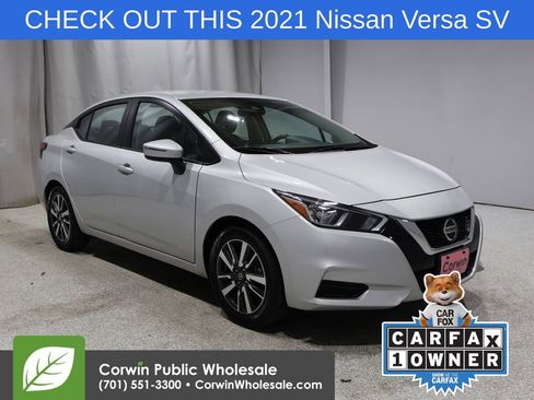 Used 2021 Nissan Versa SV image 1