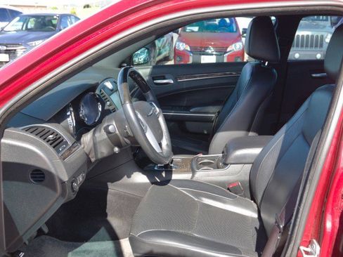 Used 2014 Chrysler 300 C AWD/4WD image 15