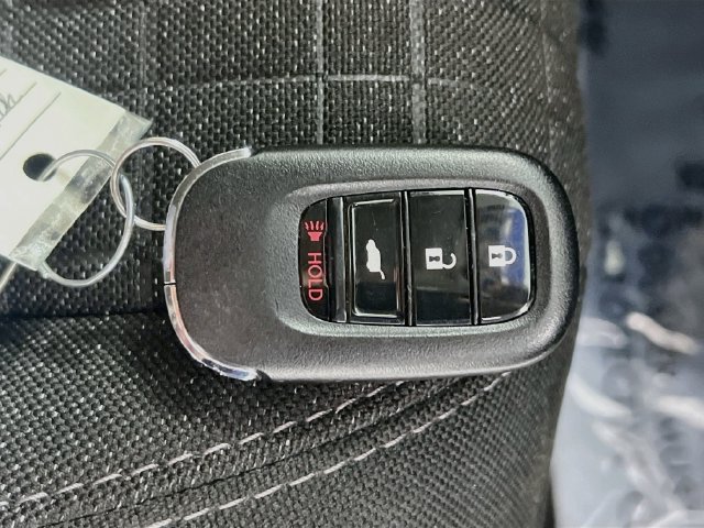Used 2024 Honda HR-V LX image 33