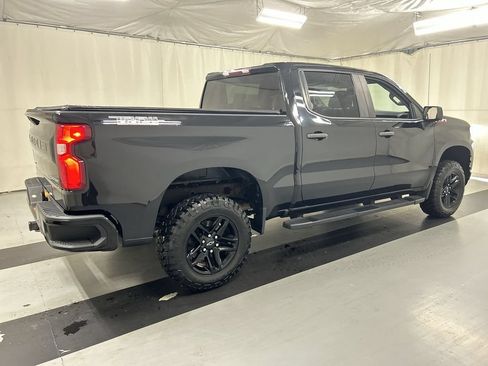 Used 2020 Chevrolet Silverado 1500 Custom Trail Boss w/ Custom Convenience Package AWD/4WD image 2
