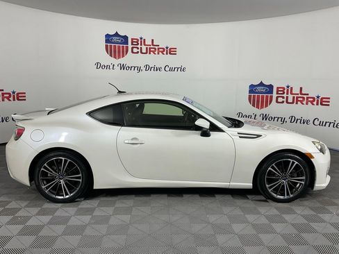 Used 2014 Subaru BRZ Limited w/ Popular Package #1A RWD image 2