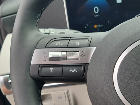 New 2026 Hyundai Tucson Limited FWD image 28