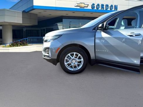 Used 2023 Chevrolet Equinox LT image 21