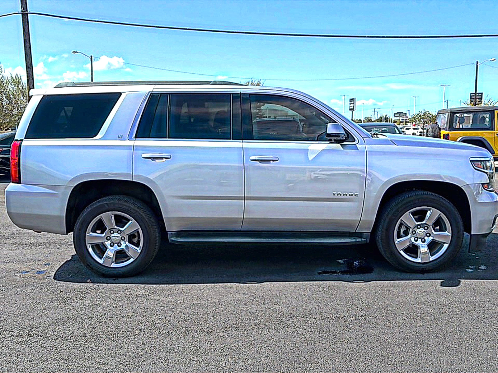 Used 2017 Chevrolet Tahoe LT RWD image 5