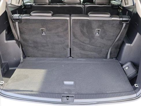 Used 2024 Volkswagen Atlas SE FWD image 6
