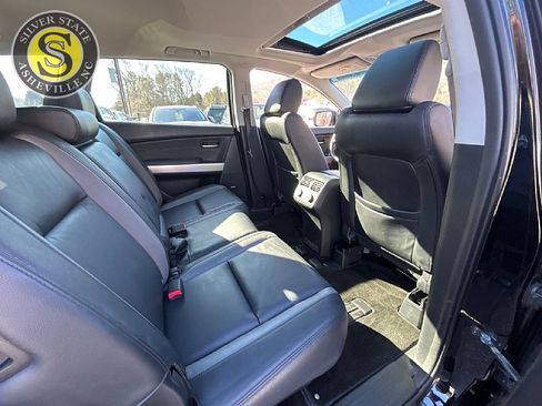 Used 2009 MAZDA CX-9 Grand Touring w/ Moonroof & Bose Audio Pkg image 18