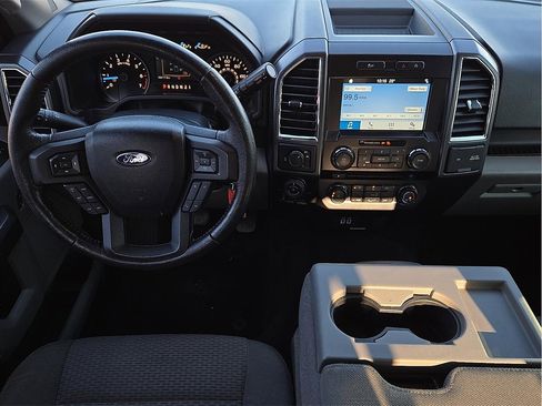 Used 2016 Ford F150 XLT w/ Equipment Group 302A Luxury image 9