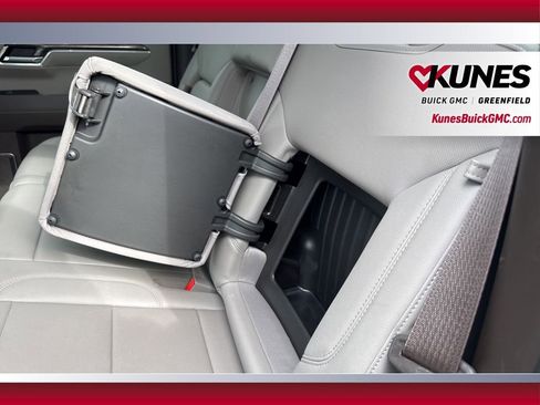 Used 2022 Chevrolet Silverado 1500 LTZ image 33