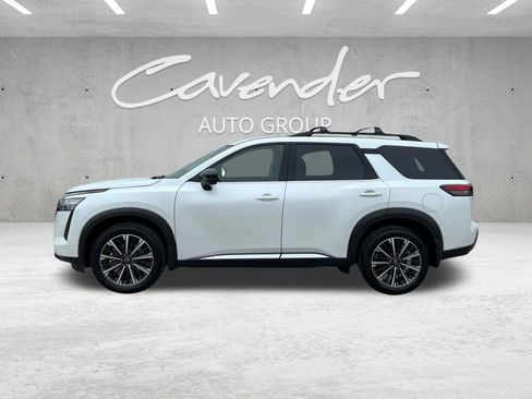 New 2026 Nissan Pathfinder Platinum w/ Cargo Package FWD image 13