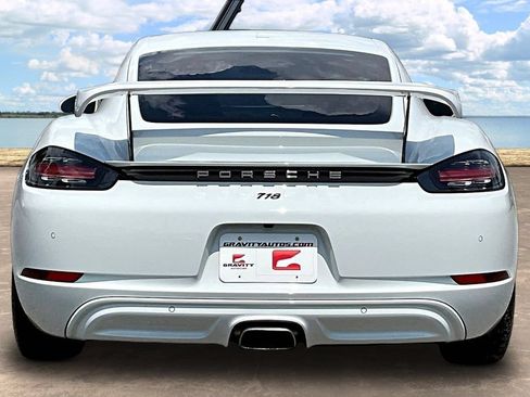 Used 2023 Porsche 718 Cayman RWD image 5