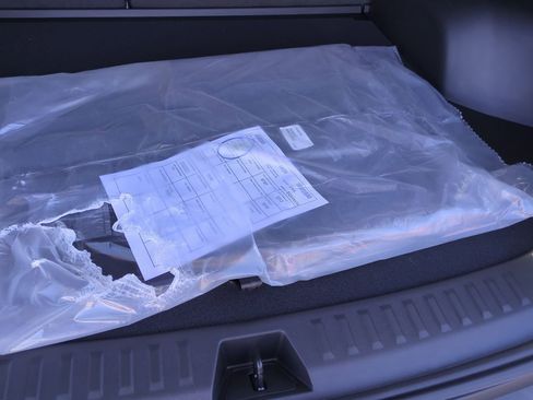 New 2026 Chevrolet Equinox LT w/ Safety and Technology Package image 34