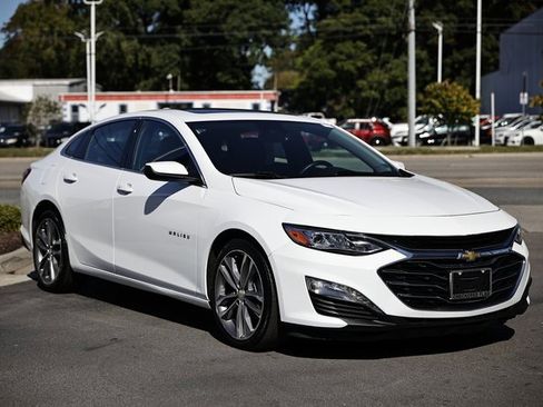 Used 2024 Chevrolet Malibu LT image 12