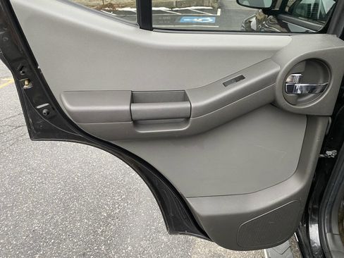 Used 2014 Nissan Xterra S image 30