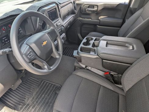 Used 2025 Chevrolet Silverado 1500 Custom image 22