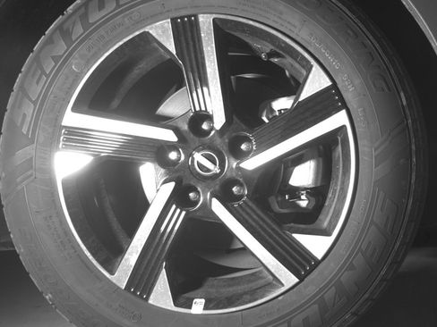 Used 2025 Nissan Sentra SV FWD image 13