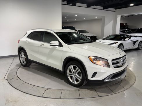 Used 2015 Mercedes-Benz GLA 250 AWD image 8