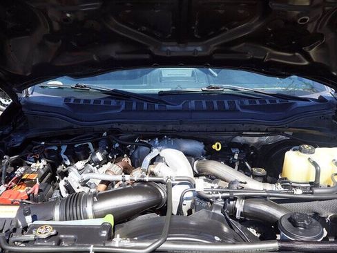 Used 2022 Ford F250 Lariat w/ Tremor Off-Road Package AWD/4WD image 10