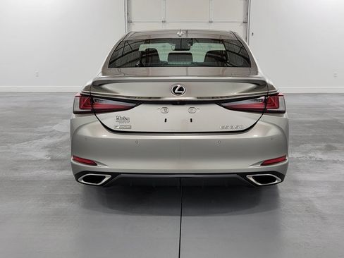 Used 2019 Lexus ES 350 F Sport w/ Accessory Package FWD image 8