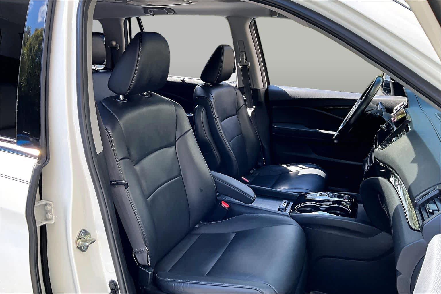 Used 2019 Honda Pilot Touring image 9