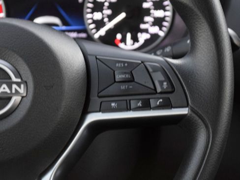 Used 2024 Nissan Sentra SV image 13