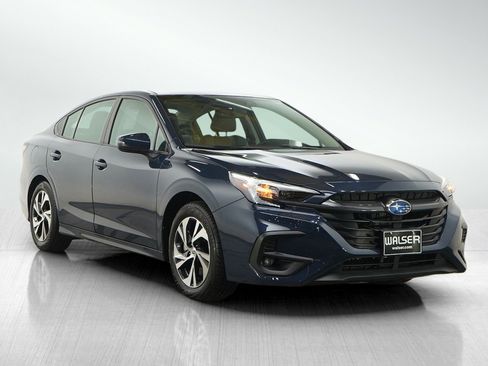 Used 2025 Subaru Legacy Premium AWD/4WD image 7