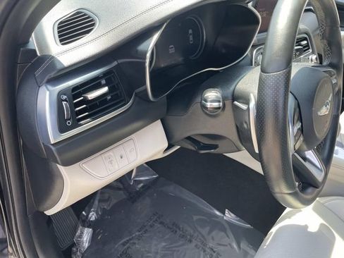 Used 2023 Genesis G70 2.0T AWD/4WD image 23