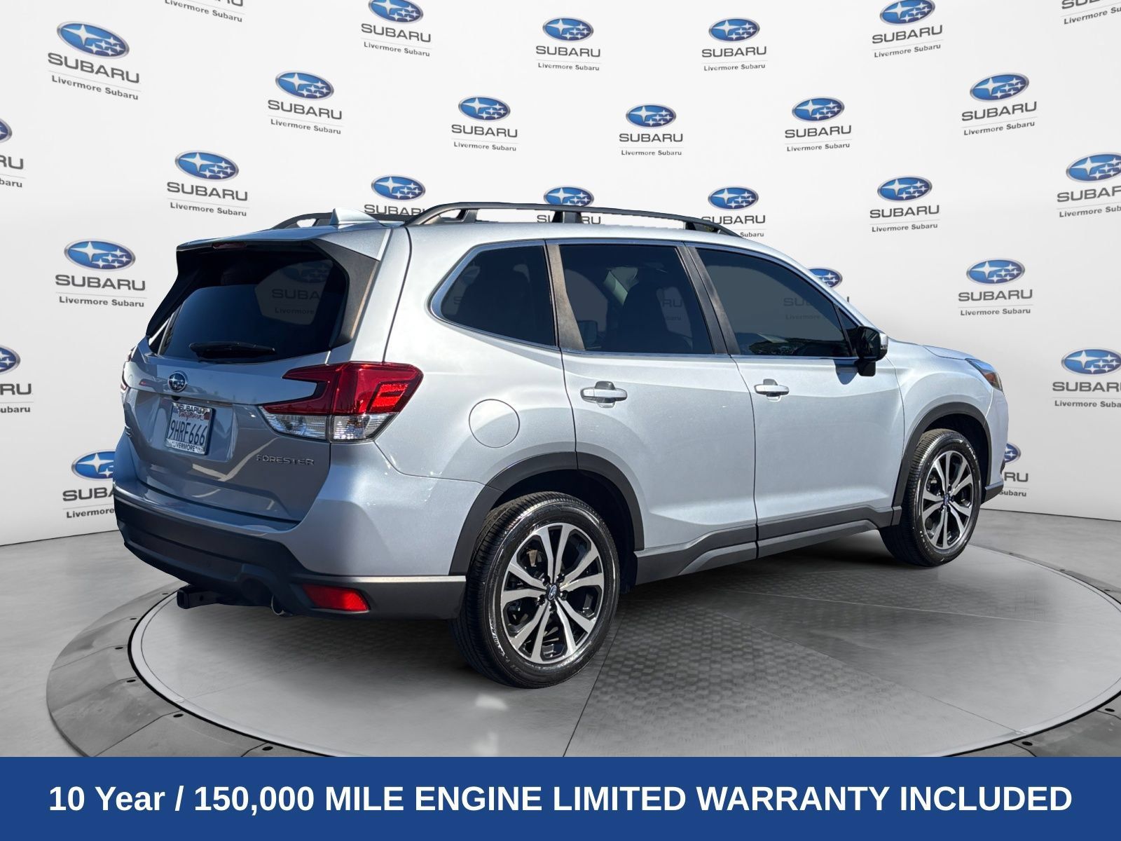 Used 2023 Subaru Forester Limited AWD/4WD image 5