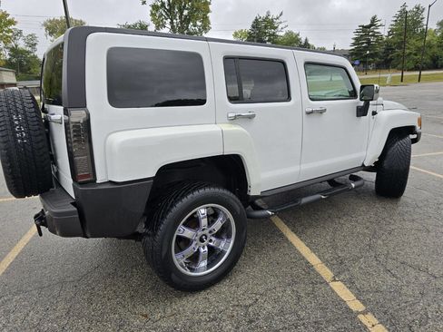 Used 2007 HUMMER H3 image 4