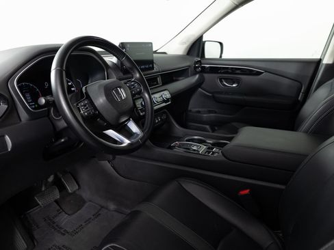 Used 2023 Honda Pilot Touring image 13