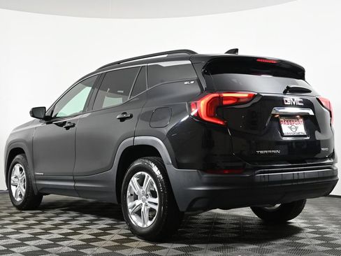 Used 2018 GMC Terrain SLE w/ Driver Convenience Package AWD/4WD image 4