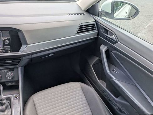 Used 2024 Volkswagen Jetta S FWD image 17