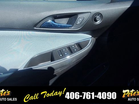 Used 2019 Chevrolet Cruze LT w/ Convenience Package image 18