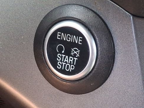 Used 2019 Ford Escape SEL AWD/4WD image 22