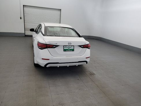 Used 2020 Nissan Sentra SV FWD image 6