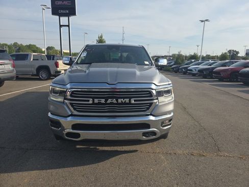 Used 2022 RAM 1500 Laramie AWD/4WD image 2