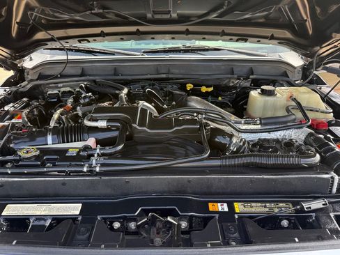 Used 2012 Ford F350 Lariat w/ Lariat Ultimate Pkg AWD/4WD image 38