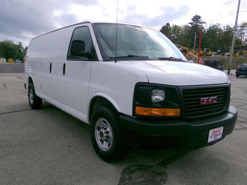 Used 2016 GMC Savana 2500 Extended RWD image 20