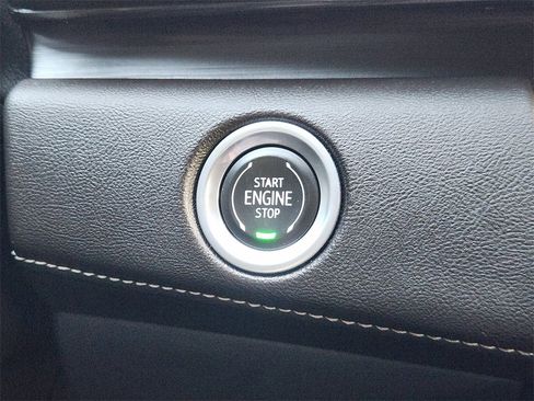 Used 2022 Cadillac Escalade ESV Sport w/ Touring Package image 19