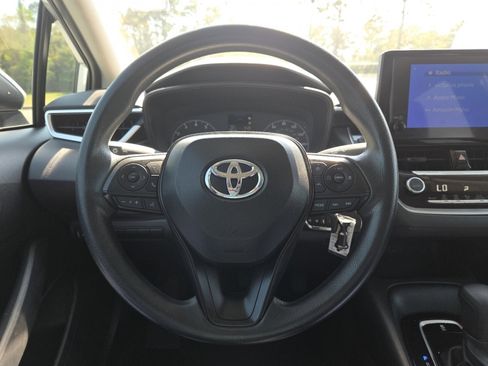 Used 2024 Toyota Corolla LE image 25