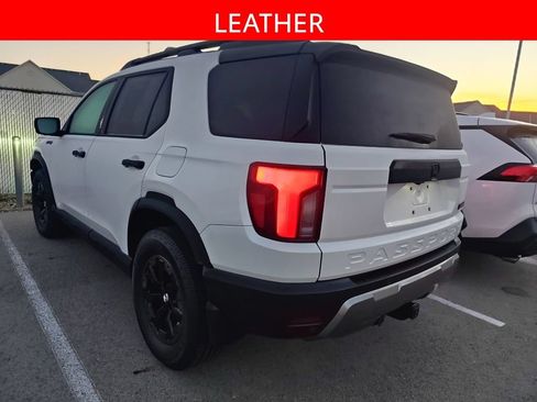 Used 2026 Honda Passport TrailSport Elite image 4