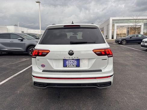 Certified 2023 Volkswagen Tiguan SE R-Line image 6